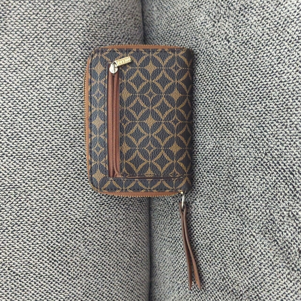 Fossil Wallet